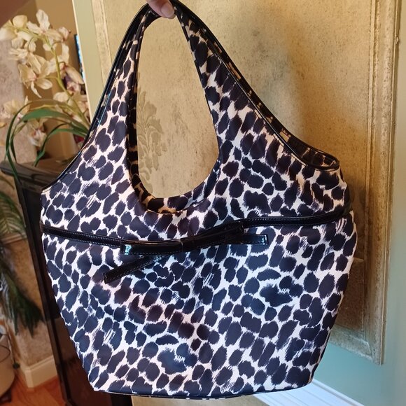 Kate Spade Giraffe Print Tate Lindenwood Nylon Tote Bag - Picture 1 of 10